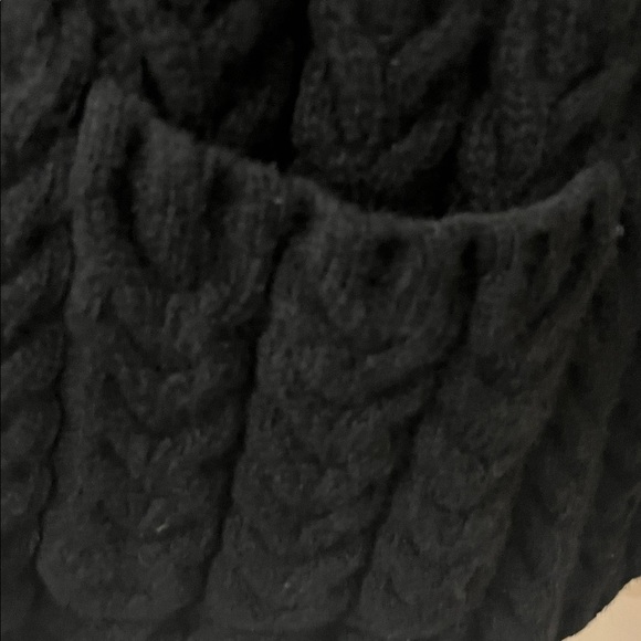 Theory Black Wool-Cashmere Blend Cardigan with Removable Faux Fur Collar - Picture 4 of 8